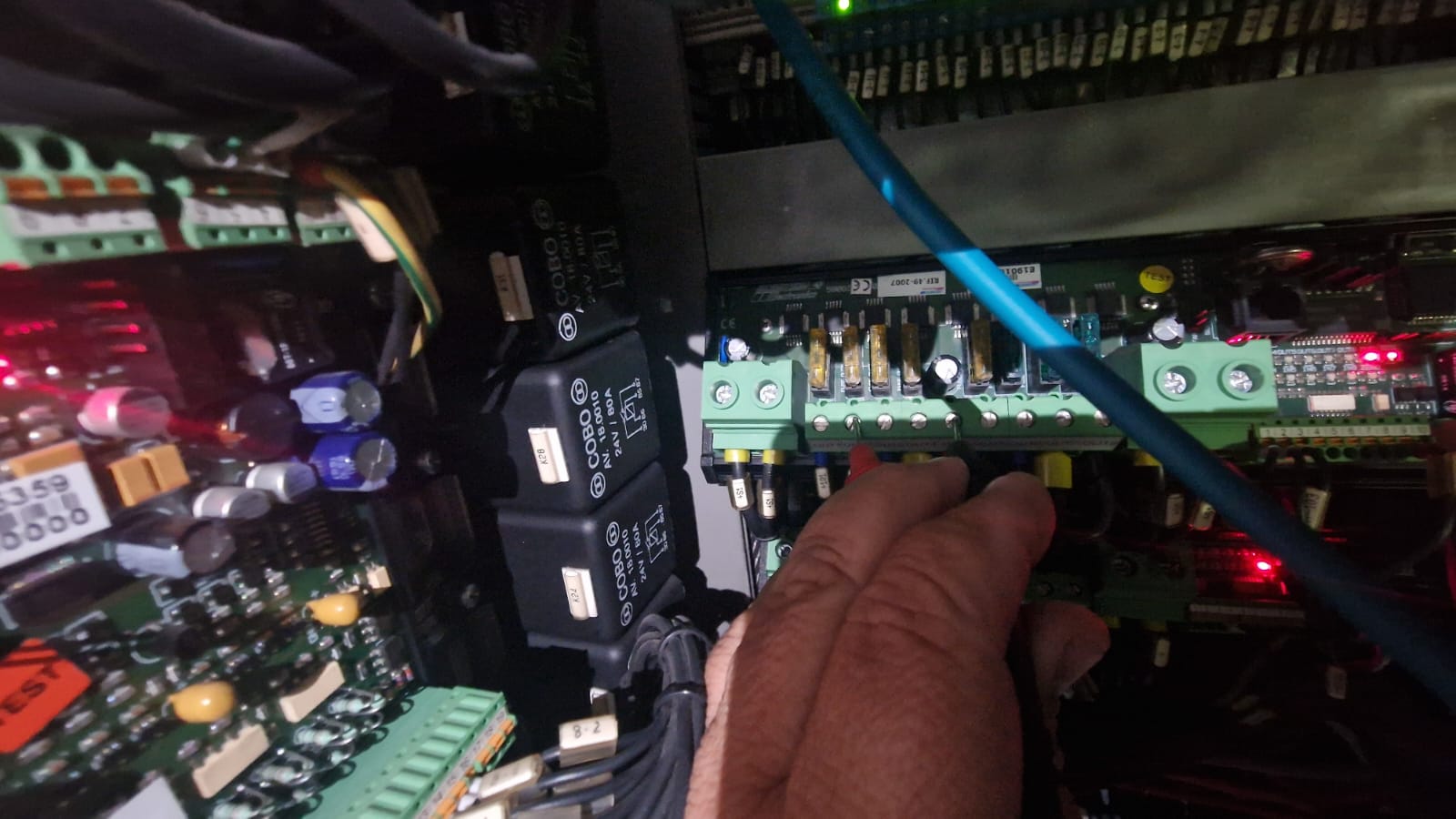 Elmar Zadar marine electrical work